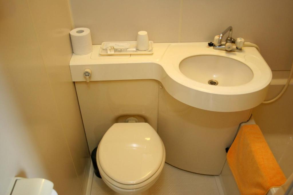 Hotel Yuou Onsen Kofu  Szoba fotó